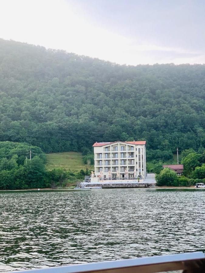 Pensiunea Onyx Ieşelniţa Exterior foto
