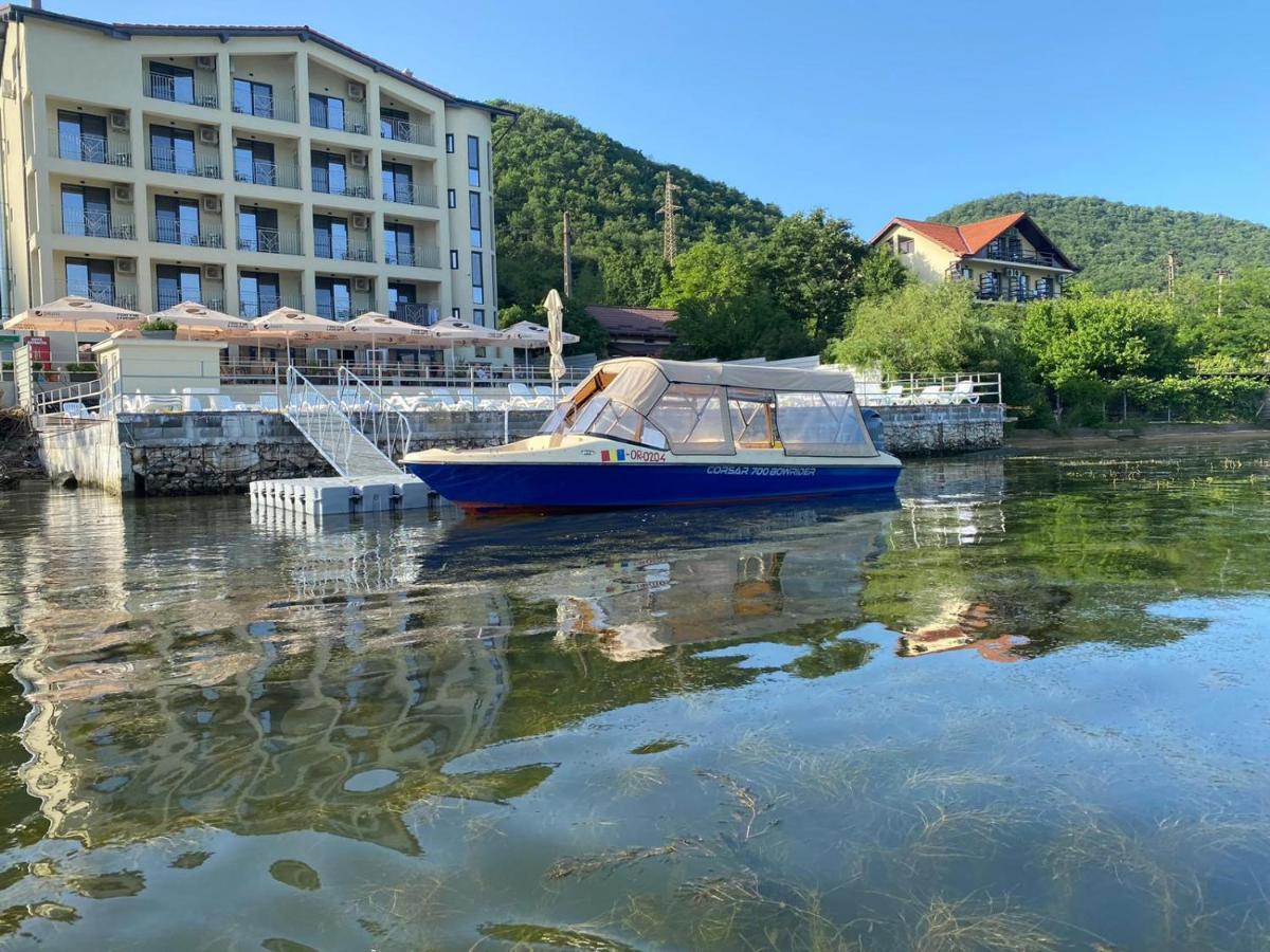 Pensiunea Onyx Ieşelniţa Exterior foto