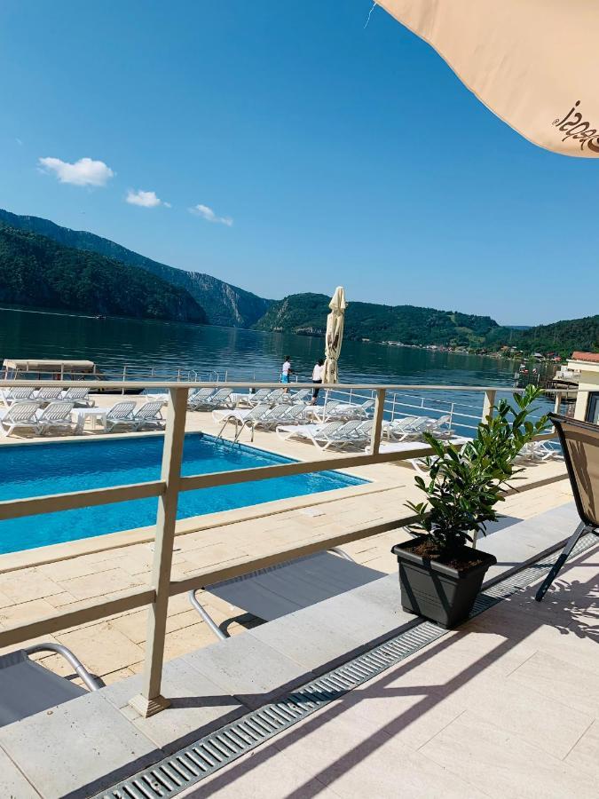 Pensiunea Onyx Ieşelniţa Exterior foto